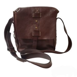 Leonello Borghi Leather Messenger Saddle Bag, Unisex